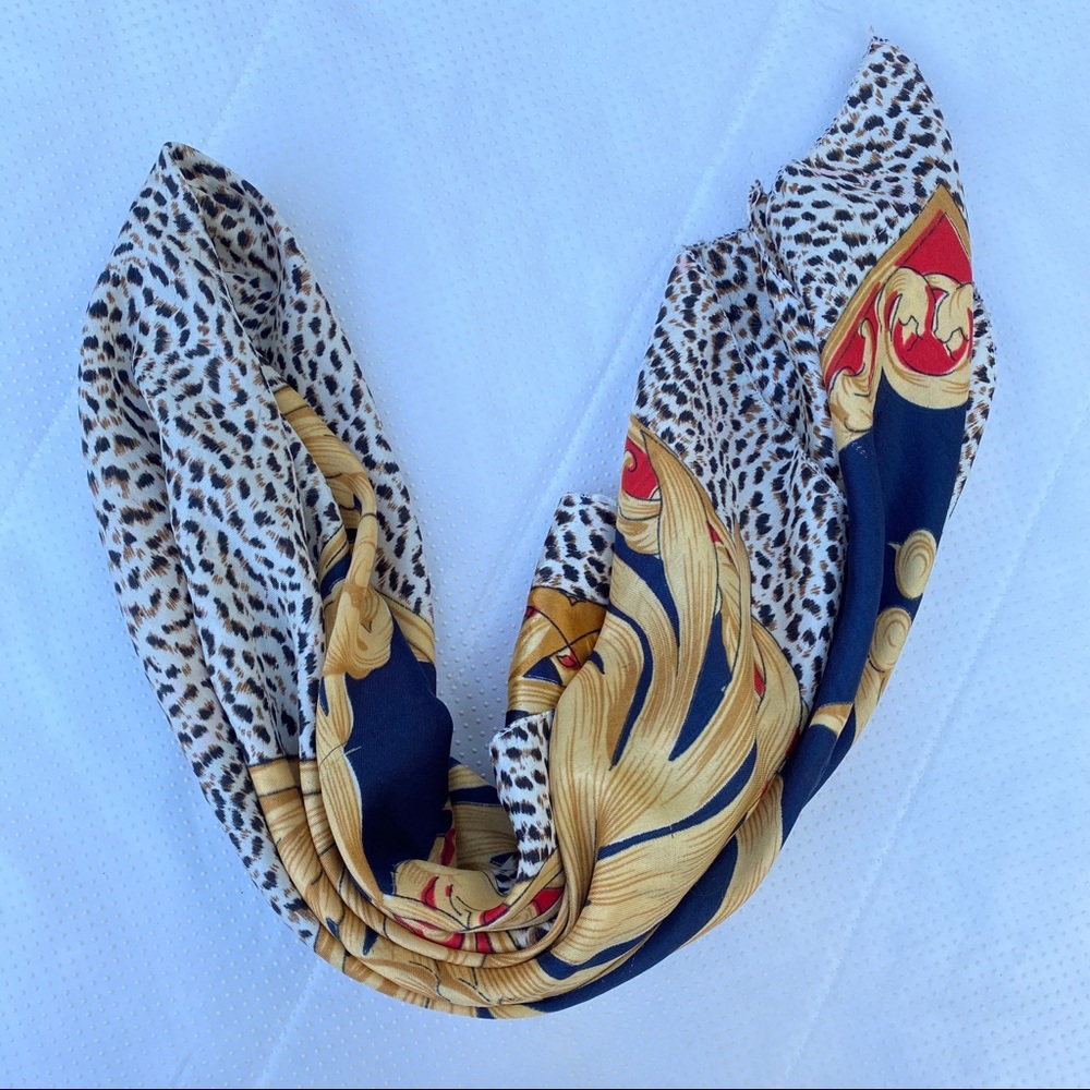 Big Leopard gold leaf silk scarf